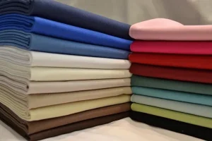 Gợi ý chọn vải cotton phù hợp cho áo thun nam nhiều màu sắc
