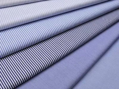 Vẻ đẹp vượt thời gian của sơ mi trơn tay dài nam có hoạ tiết đơn giản