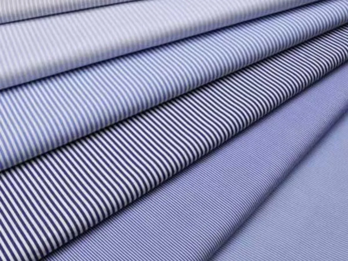Vẻ đẹp vượt thời gian của sơ mi trơn tay dài nam có hoạ tiết đơn giản