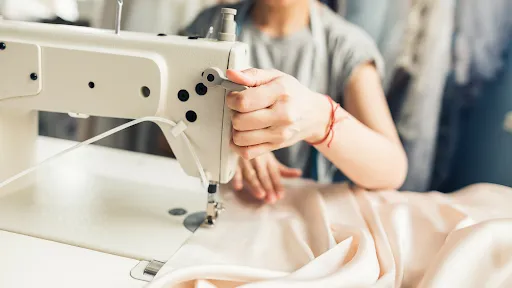 Làm sao để đặt may áo thun số lượng ít tối ưu