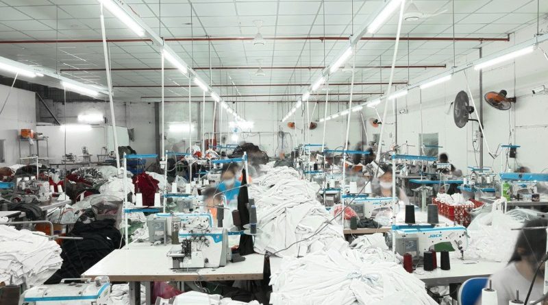 xưởng may gia công thời trang nam theo yêu cầu