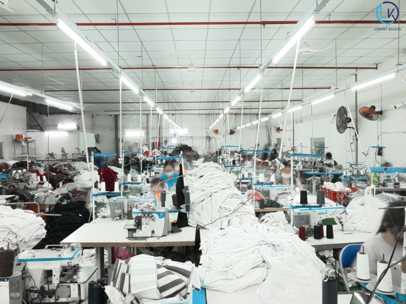 xưởng may gia công thời trang nam theo yêu cầu