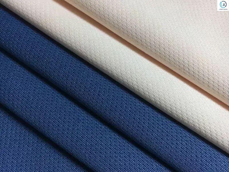 lựa chọn vải nhanh khô phù hợp để may đồng phục